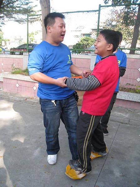 540737_277218895688808_283525490_n