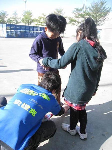 547721_277218769022154_1175859448_n