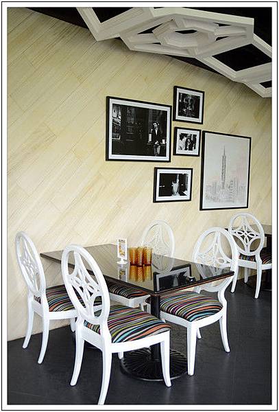 〈台中秋紅谷〉幸福小水舞 〈台中秋紅谷〉幸福小水舞