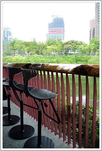 〈台中秋紅谷〉幸福小水舞 〈台中秋紅谷〉幸福小水舞