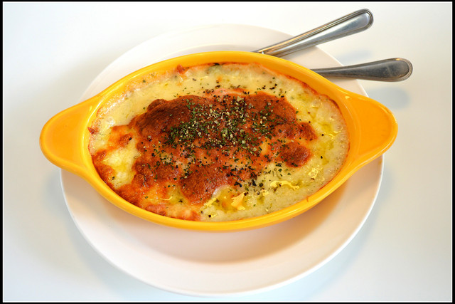 〈日月潭〉甜月亮手作義式冰淇淋&耶穌堂 〈日月潭〉甜月亮手作義式冰淇淋&耶穌堂