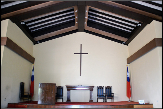 〈日月潭〉甜月亮手作義式冰淇淋&耶穌堂 〈日月潭〉甜月亮手作義式冰淇淋&耶穌堂