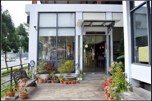 〈日月潭〉日光湖畔風味飲食館&梅荷園 〈日月潭〉日光湖畔風味飲食館&梅荷園