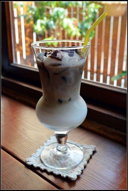 〈草屯〉攝香咖啡館~有女樸的攝影主題咖啡館 〈草屯〉攝香咖啡館~有女樸的攝影主題咖啡館