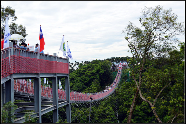 天空之橋&鼎唐風麻辣鴛鴦火鍋 天空之橋&鼎唐風麻辣鴛鴦火鍋