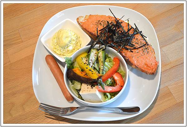 目覺咖啡《二店》 目覺咖啡《二店》