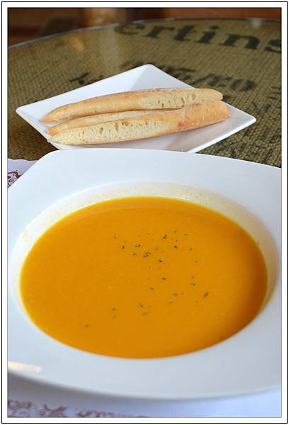 〈台中新社〉浮木咖啡屋 〈台中新社〉浮木咖啡屋