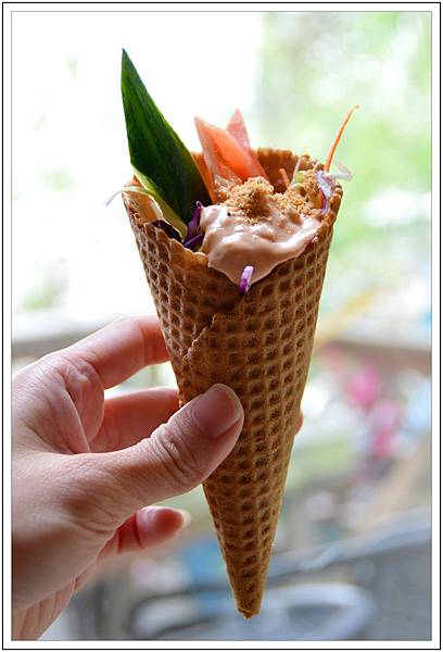 〈中興新村〉椰子樹下休閒餐廳 〈中興新村〉椰子樹下休閒餐廳