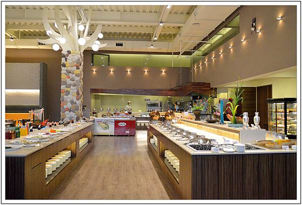 〈彰化員林〉食觀天下複合式餐廳~2樓百匯吃到飽 〈彰化員林〉食觀天下複合式餐廳~2樓百匯吃到飽