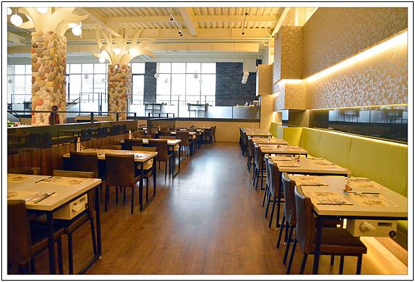 〈彰化員林〉食觀天下複合式餐廳~2樓百匯吃到飽 〈彰化員林〉食觀天下複合式餐廳~2樓百匯吃到飽