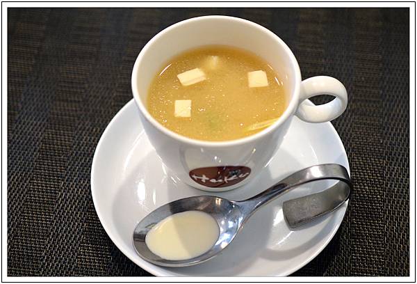 〈台中西區〉Huku幸福食尚創作料理~與貓頭鷹甜蜜用餐