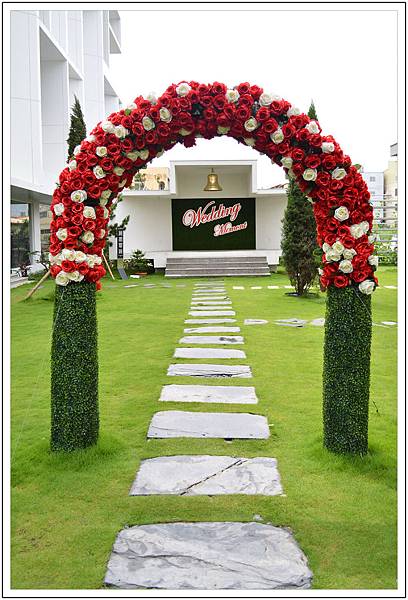 〈彰化花壇〉麗園咖啡廳~來階梯座位區享用下午茶 〈彰化花壇〉麗園咖啡廳~來階梯座位區享用下午茶