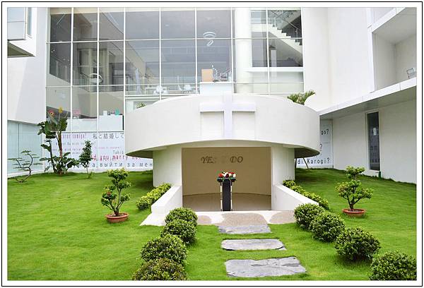 〈彰化花壇〉麗園咖啡廳~來階梯座位區享用下午茶 〈彰化花壇〉麗園咖啡廳~來階梯座位區享用下午茶