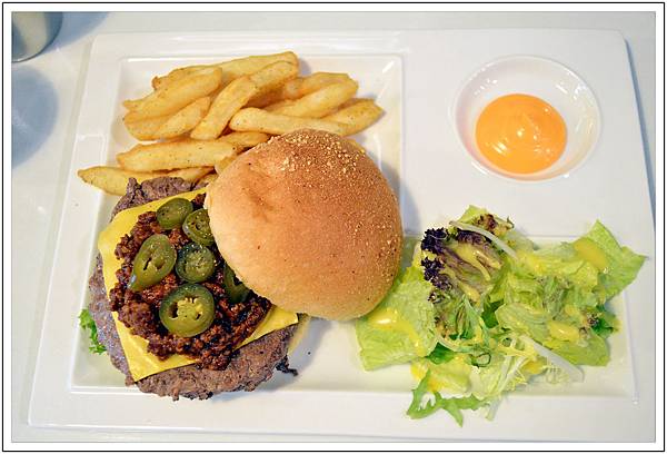 〈南投埔里〉比豆起司美式廚房 〈南投埔里〉比豆起司美式廚房