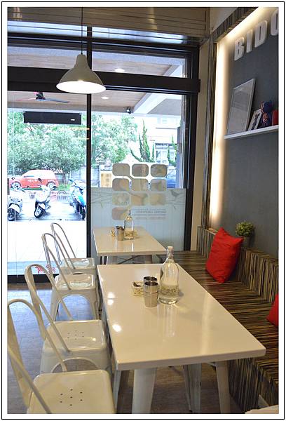 〈南投埔里〉比豆起司美式廚房 〈南投埔里〉比豆起司美式廚房