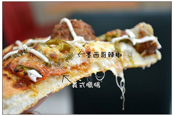 拿坡里新口味~紅酒醬肉丸披薩 拿坡里新口味~紅酒醬肉丸披薩