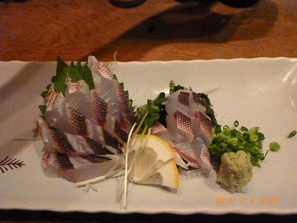 P1020615吉崎食堂-生魚片.JPG