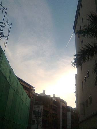 弦月與雲 弦月與雲