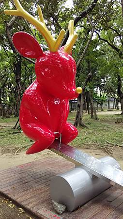 20150409發現紅色鹿-3 20150409發現紅色鹿-3