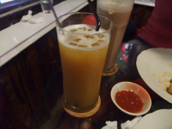 柳橙冰茶 柳橙冰茶