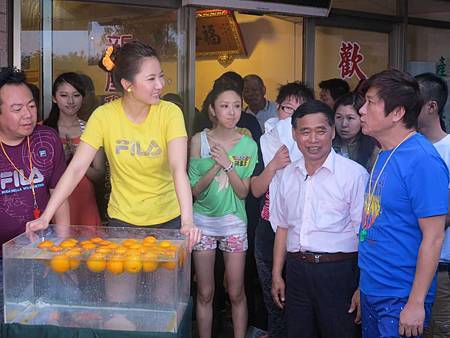 981683_10151736175019954_379940105_o