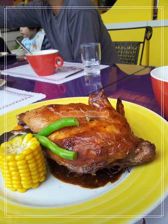 【食】台中市北屯區豬頭三的店vs 普羅旺斯庭園餐廳@ Chen ...