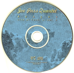 round label 300.jpg round label 300.jpg