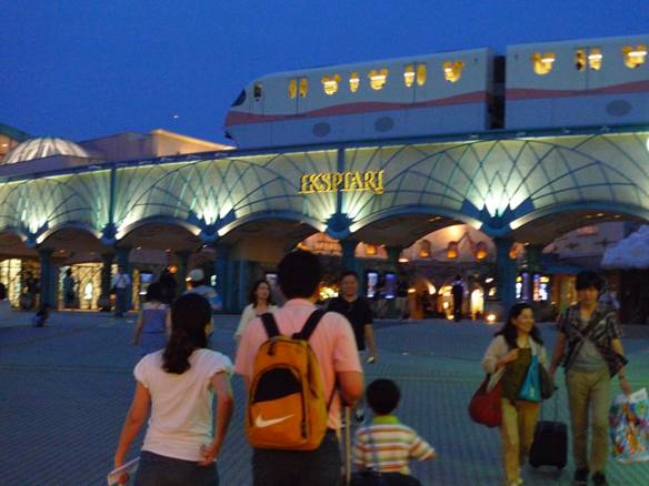 描述: 描述: 描述: http://pic.pimg.tw/b00370/1386826807-841631838.jpg?v=1386826808