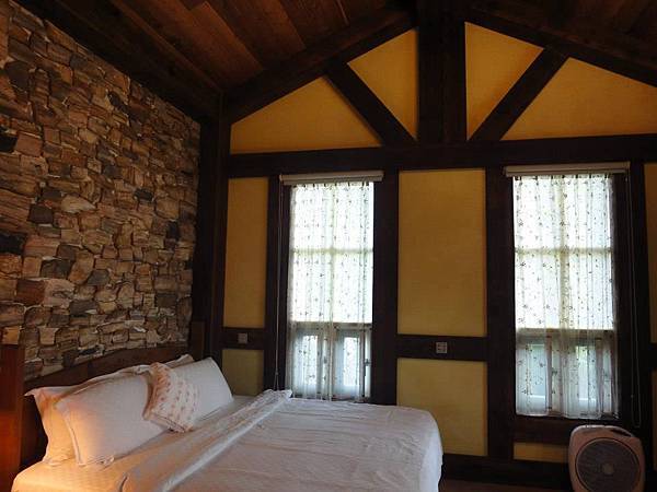 539442_492268260791544_273623367_n