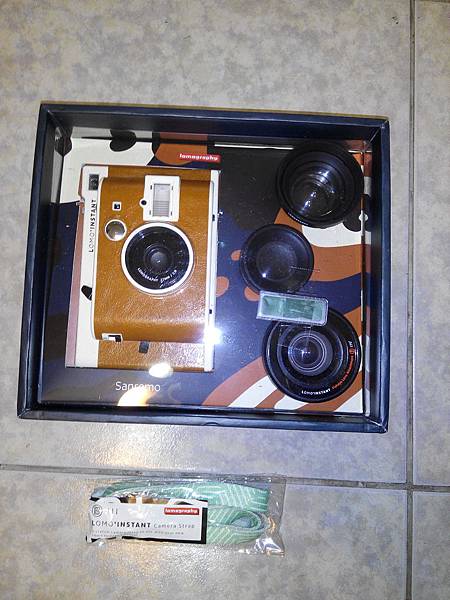 2-1剛打開包裹狀態.jpg 2-1剛打開包裹狀態.jpg