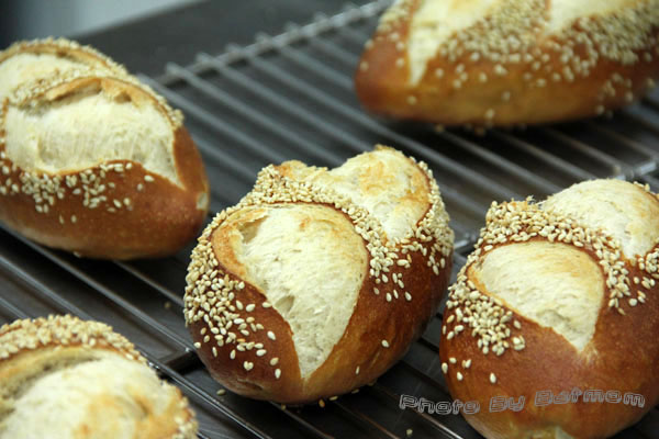 石臼德國鹼麵包-010