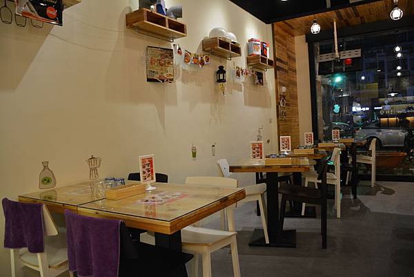 DSC_0820.JPG DSC_0820.JPG