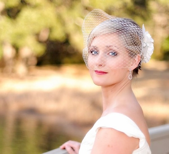 short-hair-with-bridal-veil short-hair-with-bridal-veil