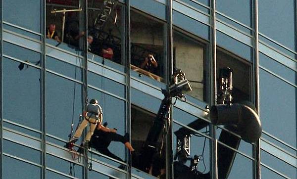 mission_impossible_IV_24.jpg mission_impossible_IV_24.jpg