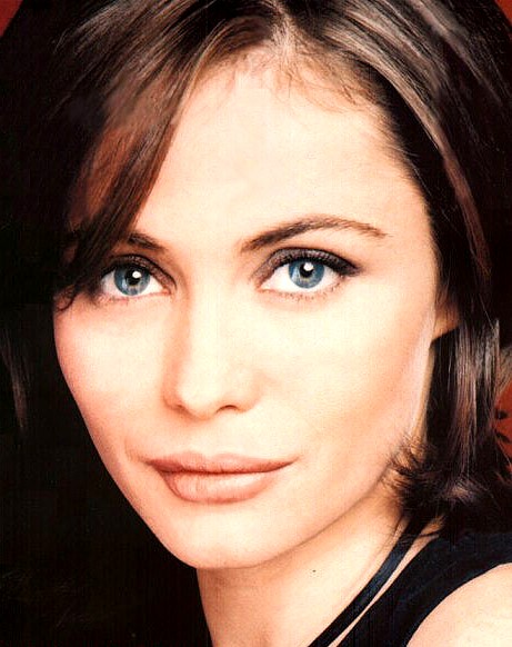 emmanuelle_beart_gallery_41a.jpg