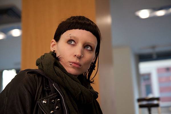 the-girl-with-the-dragon-tattoo-photos.jpg the-girl-with-the-dragon-tattoo-photos.jpg