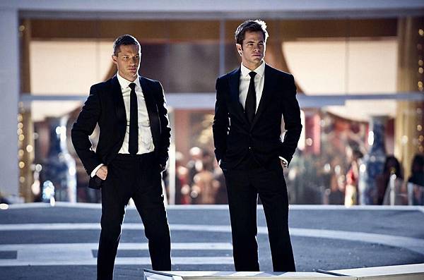 chris-pine-tom-hardy-this-means-war-3 chris-pine-tom-hardy-this-means-war-3