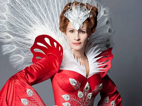 Julia Roberts in 2012 Mirror Mirror Julia Roberts in 2012 Mirror Mirror