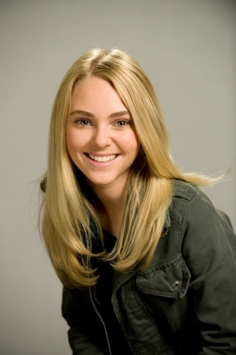 Annasophia-annasophia-robb-7148403-333-500
