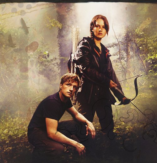 katniss-everdeen-peeta-mellark-star-crossed-lovers-the-boy-with-bread-the-girl-on-fire-Favim.com-340537