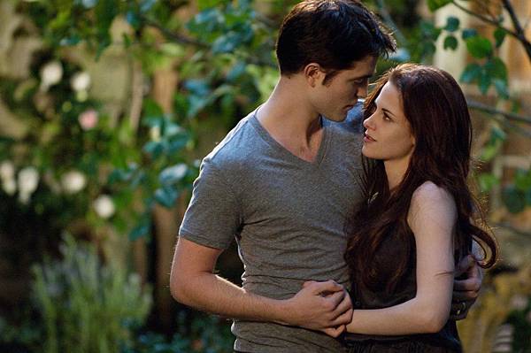 The-Twilight-Saga_Breaking-Dawn-Part-2_01 The-Twilight-Saga_Breaking-Dawn-Part-2_01