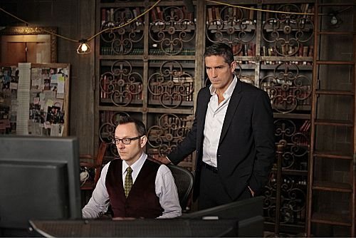person_of_interest_season_1_episode_8_foe_9-6204-590-700-80_595