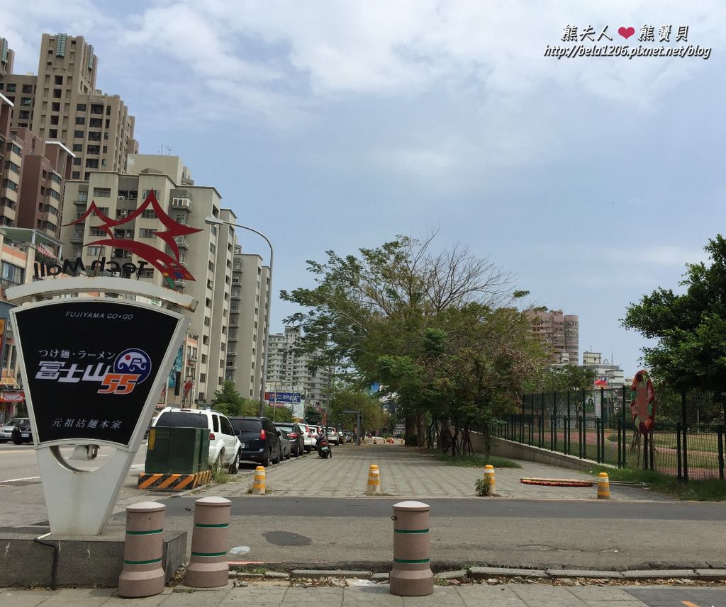中科商圈.JPG 中科商圈.JPG