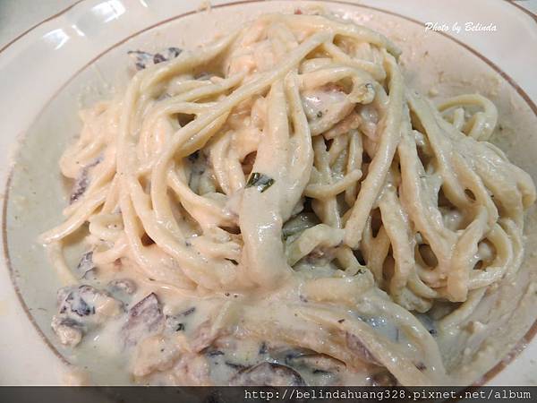培根蘑菇乳酪義大利麵Creamy Spaghetti 1 培根蘑菇乳酪義大利麵Creamy Spaghetti 1