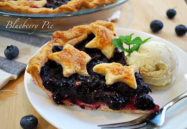品嚐北美藍寶石 美國媽媽的經典藍莓派 Blueberry Pie 品嚐北美藍寶石 美國媽媽的經典藍莓派 Blueberry Pie