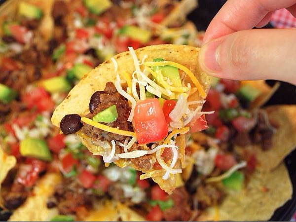 美墨香辣一家親:辣肉醬起司玉米脆片 Nachos!