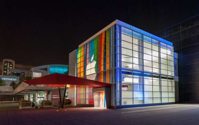 Apple’s iPhone 5 event is underway: 7M Mountain Lion downloads, 400M iOS devices sold, and more