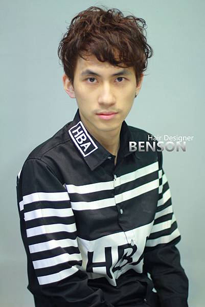 型男異國風捲髮.JPG 型男異國風捲髮.JPG