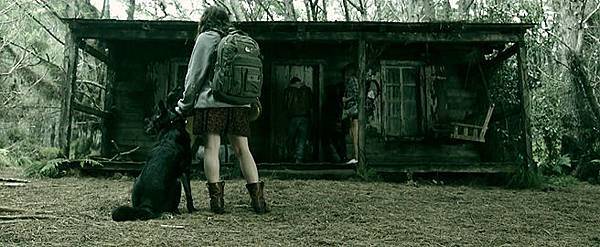 Evil-Dead-2013-cabin