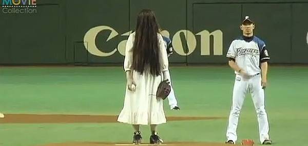 ring_firstpitch ring_firstpitch